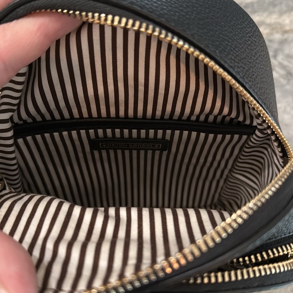 HENRI BENDEL Mini Pebbled Leather Influencer Convertible Iconic Backpack… - Picture 5 of 11